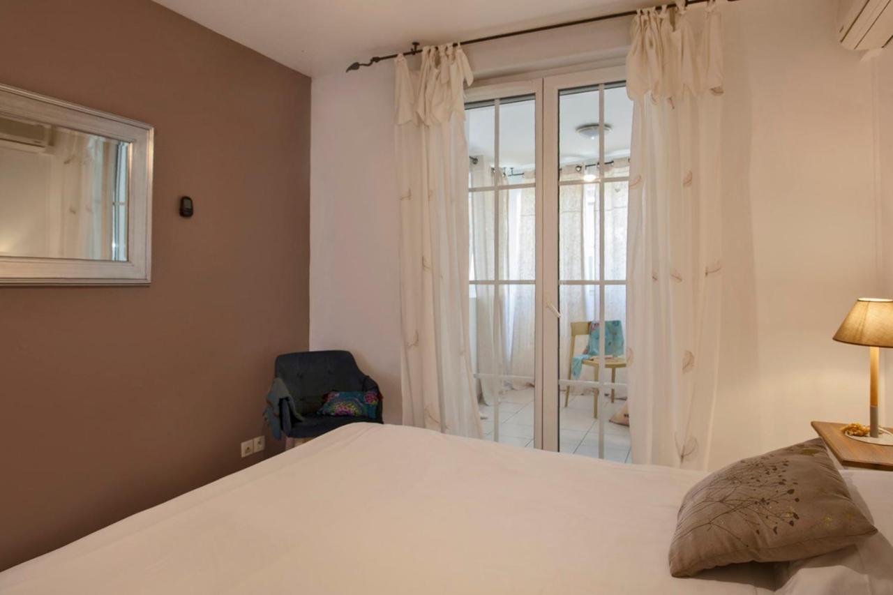 Mare Appart Avec Jardin Et Bbq Vue Mer Et Montagne Plage Et Port A 2 Pas Calvi  Exterior foto